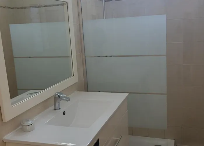 Maison Jumelee Cloturee 公寓 *