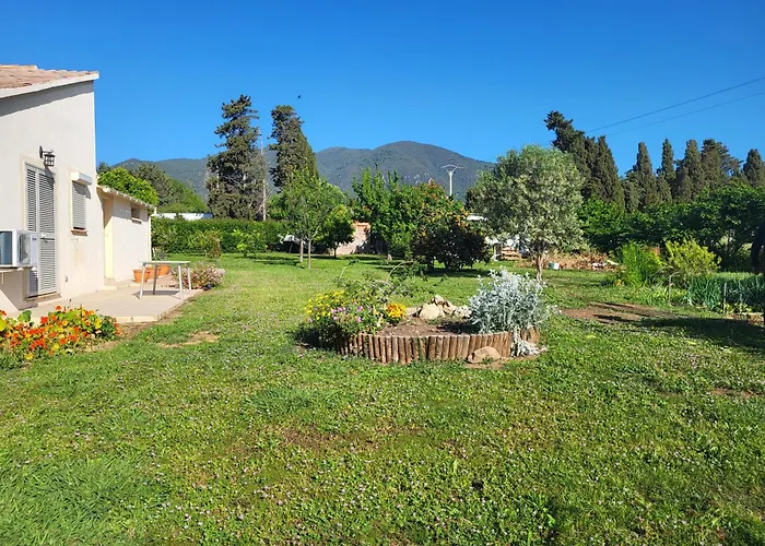 Maison Jumelee Cloturee Διαμέρισμα *