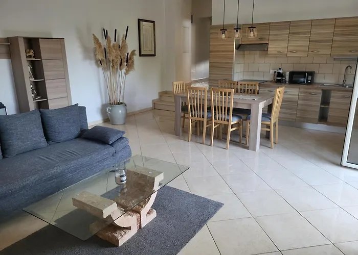 Maison Jumelee Cloturee * Linguizzetta